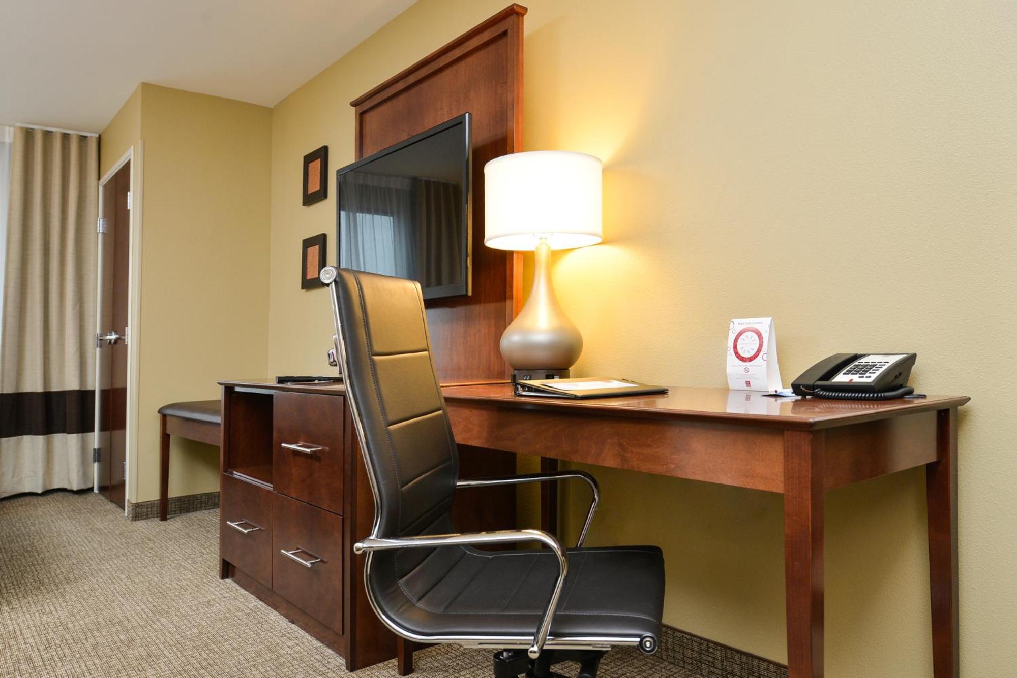 Comfort Suites Fargo Medical Center Quarto foto