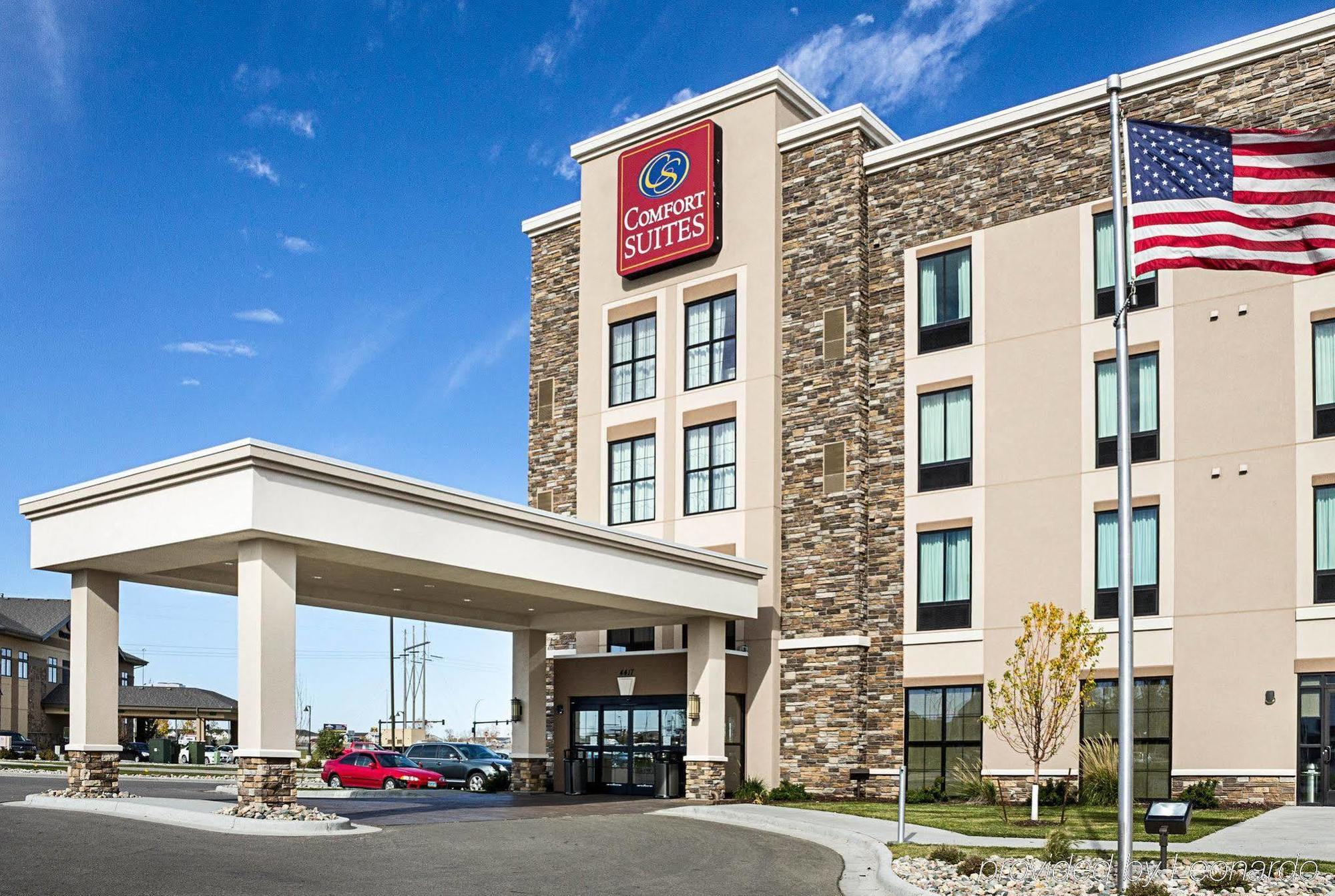 Comfort Suites Fargo Medical Center Exterior foto